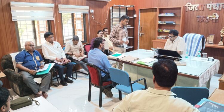 सीईओ श्री गेमावत ने लंबित शिकायत प्रतिवेदनो की समीक्षा कर जनपद सीईओ को तत्परता पूर्वक कार्यवाही करने के दिए निर्देश