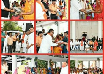 लाइव प्रसारण सागर के लोकप्रिय विधाय शैलेन्द्र जैन एवं सागर नगर मंडल  अध्यक्ष विक्रम सोनी ने वार्ड की बहनों के साथ देखा