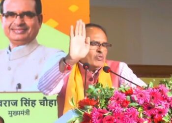 भोपाल में हम ग्लोबल स्किल पार्क बना रहे हैं। प्रारंभ में 6 हजार और बाद में 10 हजार बच्चों को कौशल प्रशिक्षण प्रदान कर उन्हें दक्ष करेंगे: CM
