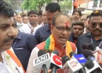 हम धर्मांतरण का कुचक्र नहीं चलने देंगे, गुंडागर्दी नहीं चलने देंगे, दादागिरी नहीं चलने देंगे।  गुंडागर्दी करने वालों को ऐसा सबक सिखाया जाएगा कि पूरा देश याद रखेगा:CM