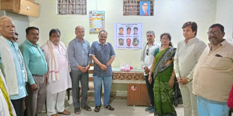 किसान कांग्रेस ने मंदसौर में हुए शहीद किसानों को दी श्रद्धांजलि