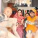 मंदिर दर्शन कर आहार विधि लेकर निकले मुनिश्री निर्णय सागर महाराज के सराफा चौक निवासी जैन परिवार के चौके में हुये आहार,महाराज जी के आगमन से जैन समाज मे उत्सव का माहौल