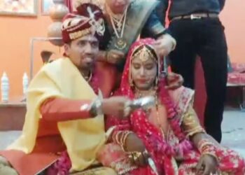 लुटेरी दुल्हनों ने लगा दिया लाखों का चूना चचेरे भाईयों को