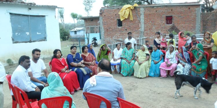 महापौर श्रीमती प्रीति संजीव सूरी ने किया रविंद्रनाथ टैगोर वार्ड का दौरा  पेयजल सहित प्रकाश व्यवस्था दुरुस्त करने दिए निर्देश