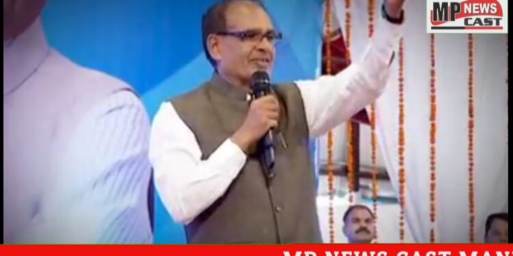 मुख्यमंत्री लाडली बहना योजना के तहत बहनों के खातों में प्रतिमाह डाले जाएंगे ₹1 हज़ार C M