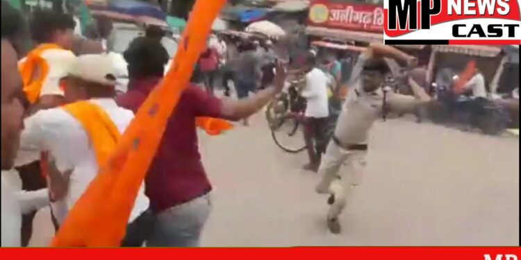 फेसबुक पोस्ट डालकर आत्मदाह करने पहुंचे बदमाश राहुल राजावत और उसके 25 समर्थकों की पुलिस ने निकाली हेकड़ी