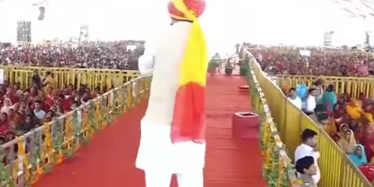 दमोह के स्कूल में जो हुआ….  मध्यप्रदेश की धरती पर ऐसी हरकतें नहीं चलेंगी, ऐसे स्कूल बंद कर दिये जाएंगे।