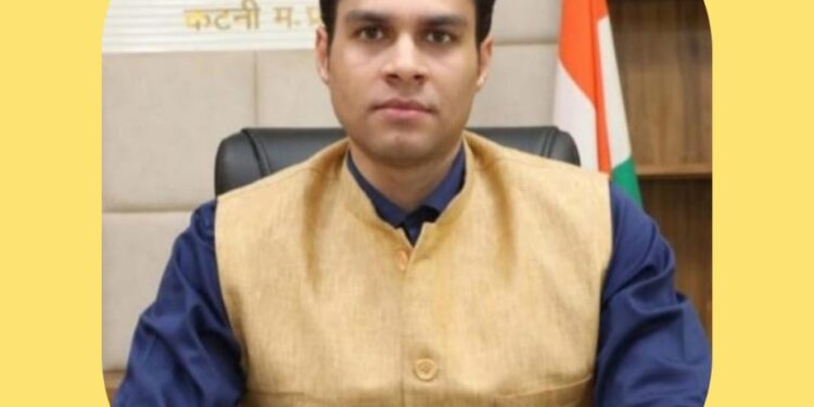 कलेक्टर अविप्रसाद ने पौने दो करोड़ से अधिक की लागत की 12 एप्रोच रोड निर्माण के दिए निर्देश