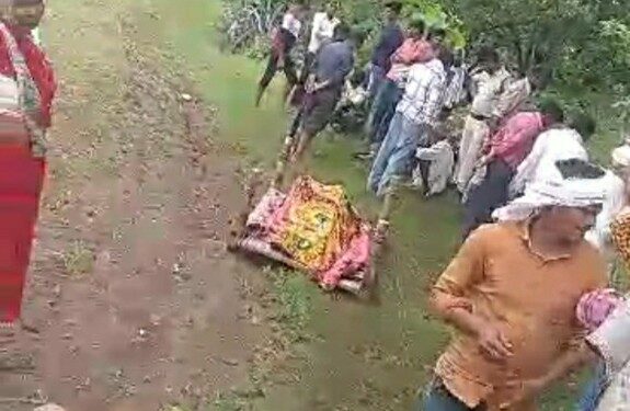 हत्या या हादसा*  पीएम रिपोर्ट के बाद होगा वडा खुलासा