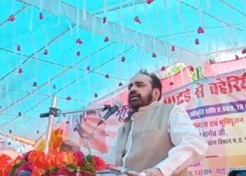 आठ बार के विधायक और मंत्री गोपाल भार्गव का बयान गुरु का आदेश अभी तीन चुनाव और लड़ना देखिऐ VIDEO