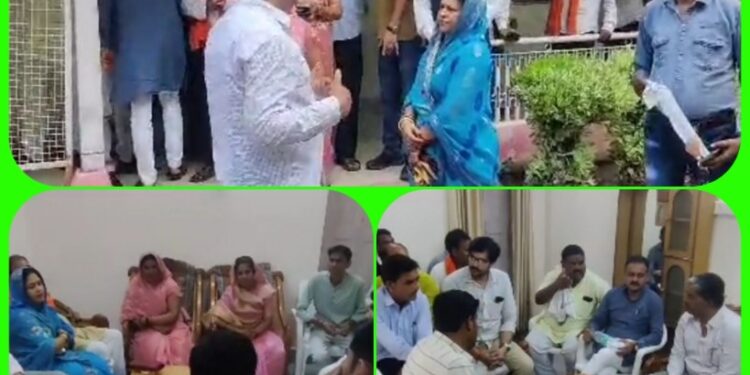 पवई विधानसभा कार्यकर्ता सम्मेलन की तैयारियों को लेकर हुई विश्राम गृह में बैठक संपन्न  7 अगस्त को होगा कृषि उपज मंडी परिसर सम्मेलन