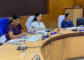 रैंकिंग नहीं संतुष्टिपूर्वक समाधान पर फोकस करें – डॉ. सिडाना  समय-सीमा एवं विभागीय समन्वय समिति की बैठक संपन्न