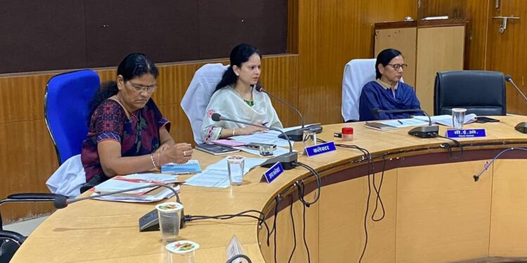 रैंकिंग नहीं संतुष्टिपूर्वक समाधान पर फोकस करें – डॉ. सिडाना समय-सीमा एवं विभागीय समन्वय समिति की बैठक संपन्न