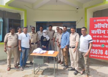 ऑपरेशन क्लीन स्वीप के तहत मंडला पुलिस की कार्यवाही* *मंडला पुलिस द्वारा चलाया जा रहा है ऑपरेशन क्लीन स्वीप*