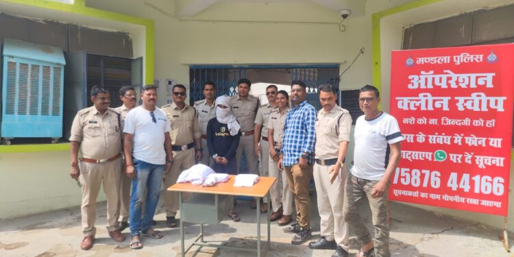 ऑपरेशन क्लीन स्वीप के तहत मंडला पुलिस की कार्यवाही* *मंडला पुलिस द्वारा चलाया जा रहा है ऑपरेशन क्लीन स्वीप*
