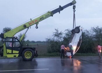 कभी देखी है हवा में झूलती हुई कार, नेशनल हाईवे पर हुआ हादसा