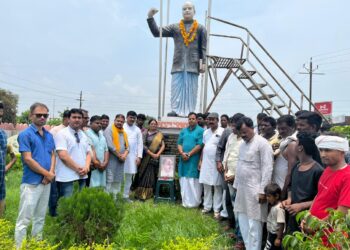 भारतीय जनसंघ के संस्थापक “डॉ. श्यामा प्रसाद मुखर्जी द्वारा देश के लिए किए गए उनके योगदान को कभी भूला नहीं जा सकता है.” विधायक राकेश गिरी
