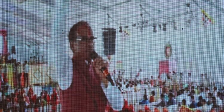 मध्यप्रदेश में निरंतर विकास के साथ योजनाओं का भी सभी पात्रों को मिल रहा लाभ,प्रभारी मंत्री श्री सिंह ने इटारसी में लगभग 2.50 करोड़ की लागत से बने छत्रपति शिवाजी महाराज बस स्टैंड का किया लोकार्पण