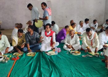 टिमरनी ग्रामीण मंडल की टिफ़िन पार्टी का हुआ आयोजन , टिमरनी विधानसभा के लोकप्रिय विधायक संजय शाह रहे उपस्थित ।