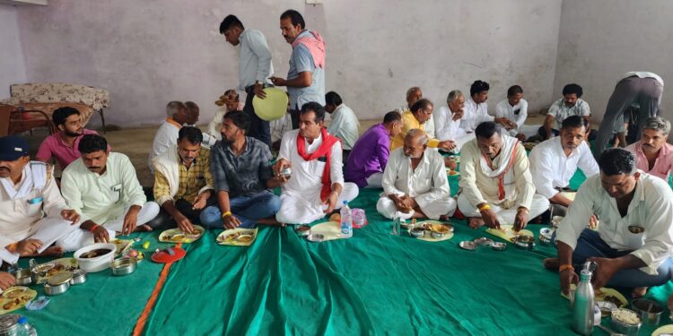 टिमरनी ग्रामीण मंडल की टिफ़िन पार्टी का हुआ आयोजन , टिमरनी विधानसभा के लोकप्रिय विधायक संजय शाह रहे उपस्थित ।