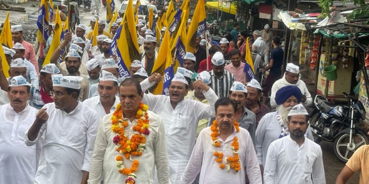 जिले में विधानसभा चुनाव से पूर्व आम आदमी पार्टी की बड़ी दस्तक,आप के प्रदेश चुनाव प्रभारी एवं दिल्ली विधायक भूपेन्द्र सिंह जून ने निकाली बदलाव पदयात्रा :आप जिला अध्यक्ष राजेंद्र मालवीय