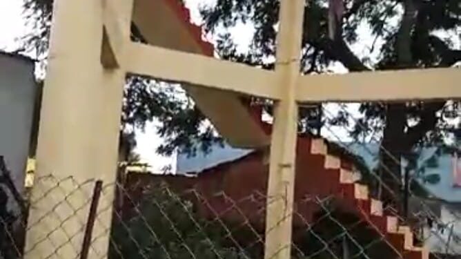 ग्राम नजरपुरा पंचायत में नल जल योजना के अंतर्गत पानी का किया जा रहा है अपवय