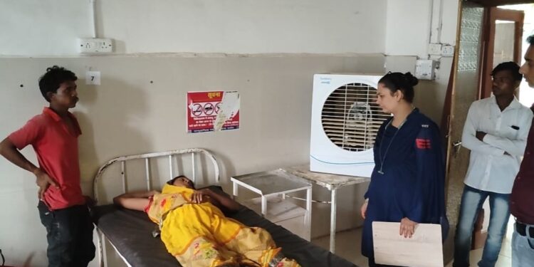 शराब खोरी से परेशान महिला ने थाने में की रिपोर्ट नाराज शराबी व उसकी 5 बेटियों ने महिला पर किया जानलेवा हमला