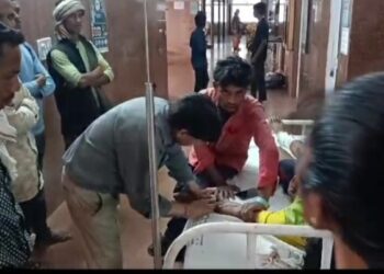  *तेज रफ्तार बाइक सवार युवक ने राह चलते युवक को मारी जोरदार टक्कर*