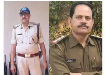 रीवा के सिविल लाइन थाना प्रभारी हितेंद्र नाथ शर्मा को उपनिरीक्षक बीआर सिंह ने थाने के अंदर गोली मार दी जिसके कारण टीआई शर्मा गंभीर रूप से घायल हो गए उनको गंभीर हालत में अस्पताल में भर्ती कराया गया VIDEO