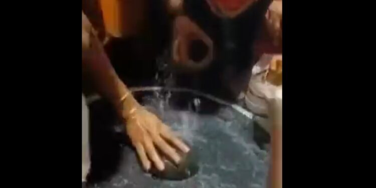 श्री बैद्यनाथ ज्योतिर्लिंग जी के आज प्रातःकाल सरदारी षोडश पूजा के दिव्य दर्शन 06.07.2023