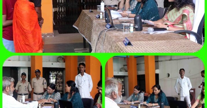 कलेक्टर सुश्री ॠजु बाफना को अपनी समस्यायें बताई