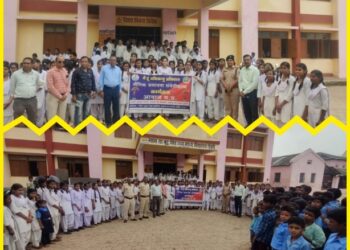स्लीमनाबाद पुलिस ने उत्कृष्ट विद्यालय तेवरी में छात्रों को दिलाई महिला सुरक्षा की शपथ