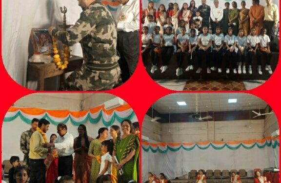 शासकीय नर्मदा महाविद्यालय में आयोजित अभिव्यक्ति मंच कार्यक्रम में देशभक्ति गीतों ने बांधा समां