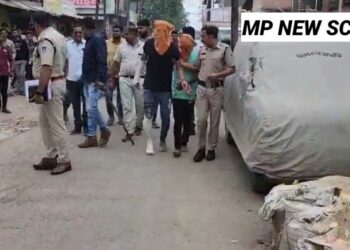 हत्या के आरोपित का पुलिस ने निकाला जुलूस