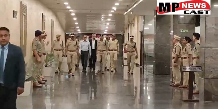 MP समेत 6 राज्यों के  DGP शामिल, गृह मंत्रालय के निर्देश पर हो रही है बैठक