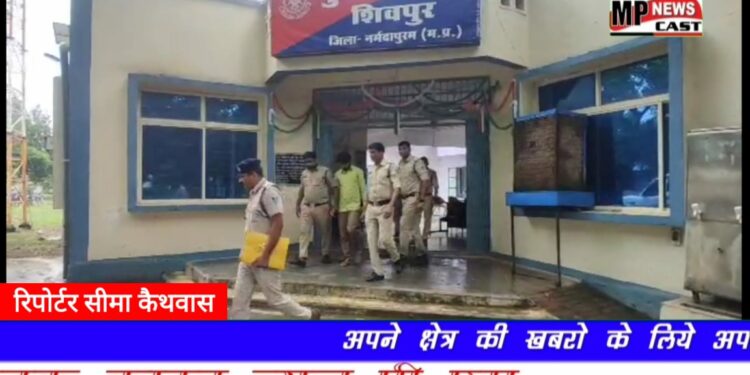 शिवपुर पुलिस ने घटना के आठ दिन बाद युवक की हत्या के मामले में एक हत्यारे को किया गिरफ्तार,थाना प्रभारी विवेक यादव ने वरिष्ठ अधिकारियों के कुशल मार्गदर्शन में हत्यारे को किया गिरफ्तार