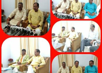 विधायक प्रवास अभियान के तहत पवई पहुंचे यूपी के विधायक |  वर्तमान विधायक के विकास कार्यों पर जनता से कर रही संवाद  मीडिया से रूबरू होते हुए दी संगठन की जानकारी