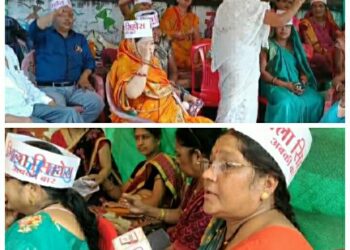 लाडली बहनों ने कहा और नही कोई उपहार जिला सिहोरा अबकी बार  सिहोरा जिला आंदोलन में लाडली बहनों ने दिया धरना