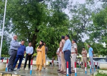 कलेक्टर डॉ. सलोनी सिडाना ने 15 अगस्त स्वतंत्रता दिवस के मुख्य कार्यक्रम के आयोजन के लिए पुलिसलाईन ग्राउंड का निरीक्षण किया