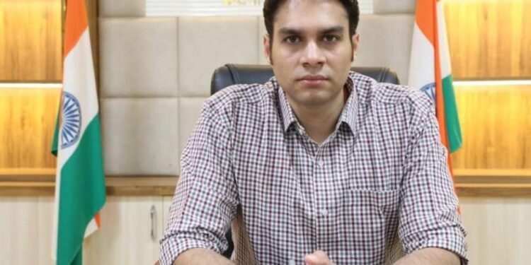 निर्वाचन संबंधी सौंपे गये दायित्वों का करें गंभीरता से निर्वहन- कलेक्टर श्री प्रसाद  लापरवाही बरतने पर होगी कार्यवाही