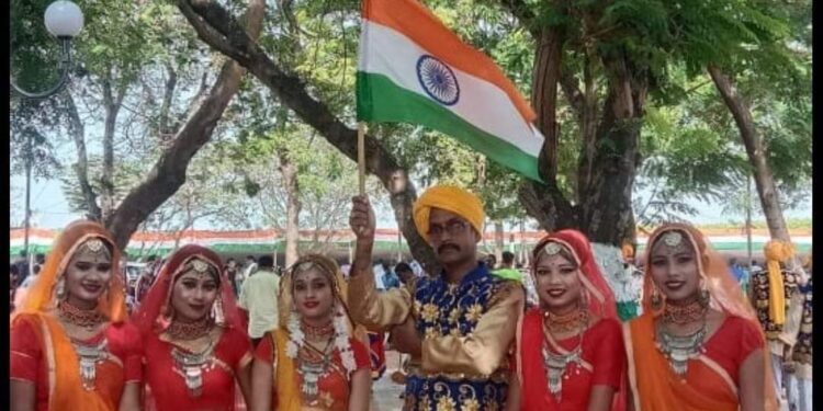 कटनी जिले के अग्रणी महाविद्यालय की छात्राओं ने पांडिचेरी में लहराया परचम