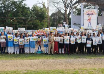 विशेष जागरूकता अभियान ‘‘मै हूं अभिमन्यु-2’’ के तहत पुलिस अधीक्षक अमित कुमार के नेतृत्व में जागरूकता रैली का किया गया आयोजन, शामिल हुए बडी संख्या में स्कूली छात्र-छात्रा एवं आमजन।*