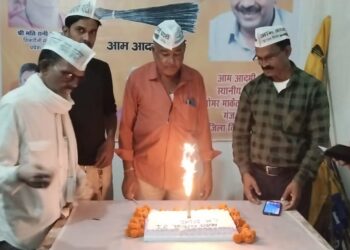 दिल्ली के मुख्यमंत्री अरविंद केजरीवाल का जन्मदिन बड़ी धूमधाम से मनाएं