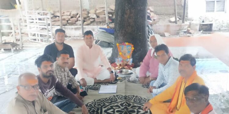 नाथ योगी समाज की बैठक संपन्न हुई,सभी सामाजिक बंधुओ ने मिलकर निर्णय लिया कि समाधि स्थल के लिए ज्ञापन देगे