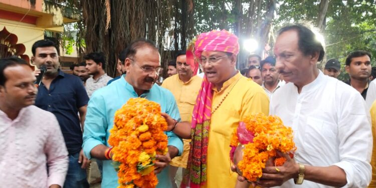 विधायक कुंवर संजय शाह के द्वारा निकाली गई विशाल कावड़ यात्रा