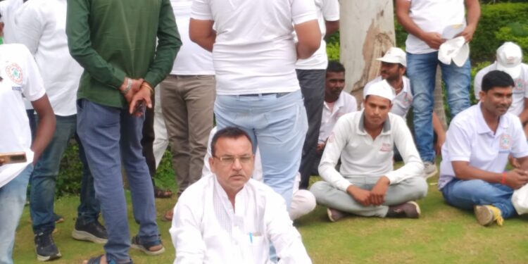 पन्ना जिले की तीनों विधानसभा सीट की संभावित उम्मीदवार की पैनल बनाकर कमलनाथ को आदिवासी संगठन दी सूची