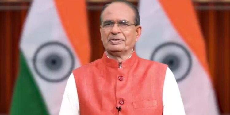 इस बार 10 अगस्त को मैं रीवा से आपके खातों में 1-1 हजार रुपये डालूंगा। रीवा का कार्यक्रम 1 बजे प्रारंभ होगा और 2 बजे मैं अपनी बहनों से बात करूंगा