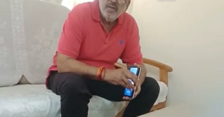 विदिशा जिले की शमशाबाद विधायक राजश्री सिंह के पति रुद्र प्रताप सिंह का वीडियो हुआ वायरल अवैध तरीके से उत्खनन करने के एवज में प्रतिदिन दो ट्राली देने की कर रहे हैं मांग वीडियो में ₹25000 ऊपर रुपए की मांग भी की जा रही है की जा रही