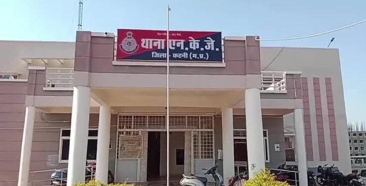 थाना एन.के.जे. को मिली बड़ी सफलता अवैध मादक पदार्थ 23 किलो. 450ग्राम गांजा व तस्करी करने वाले चार आरोपी पकड़े गये ।