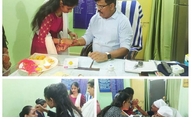 पुलिस कर्मियों के साथ मनाया रक्षाबंधन का त्यौहार